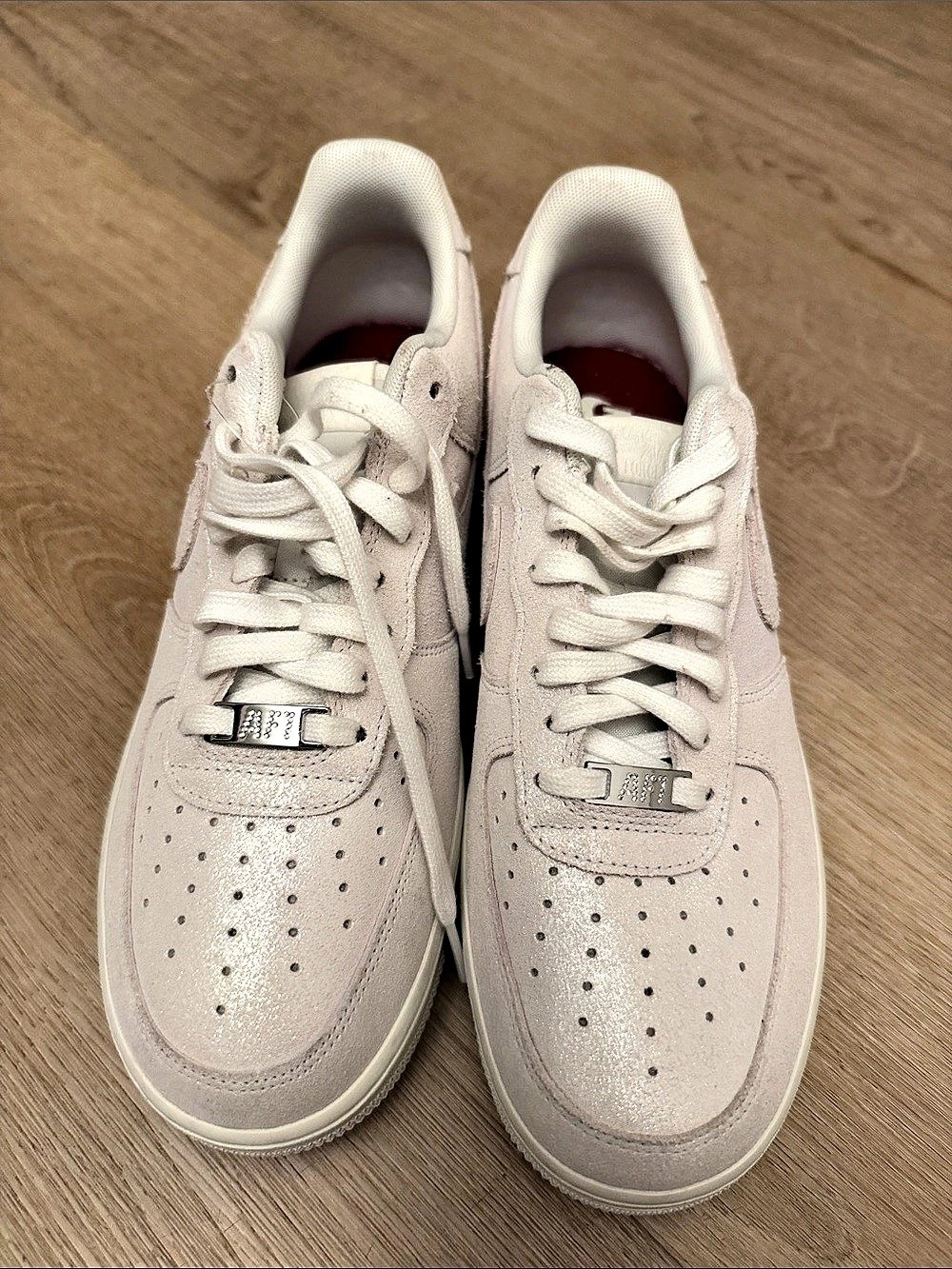 Nike Air Force 1 Low '07 SE Sail Glittery Suede White